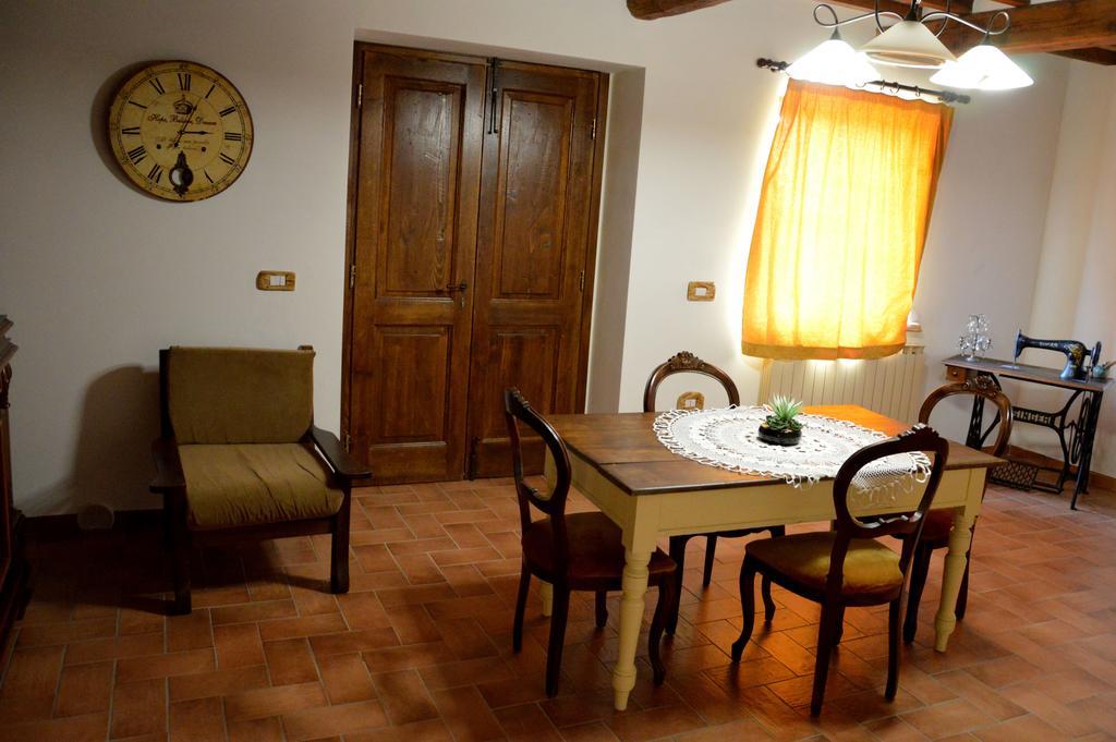 Agriturismo La Collina Villa Massa Martana Camera foto